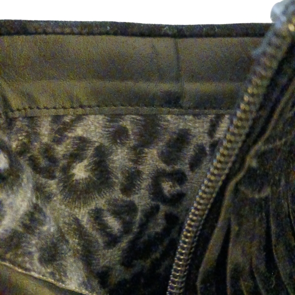 Chase & Chloe fringe zip up boots.  Girls.  Size: 13.  Black suede - Picture 8 of 11